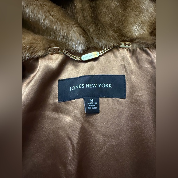 SOLD - Picture 7 of 8